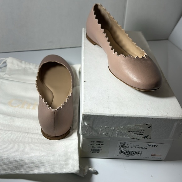 CHLOE
Lauren Scalloped Leather Ballet Flats - Picture 6 of 14